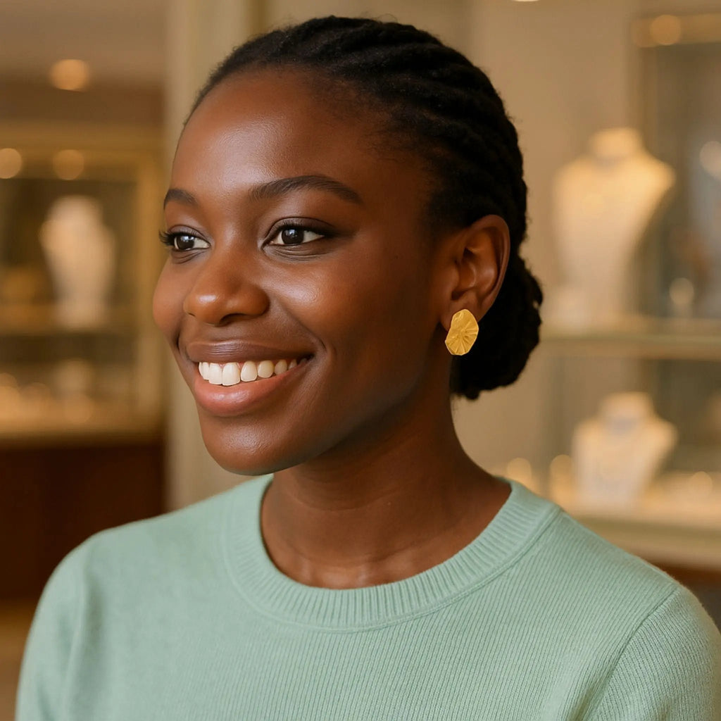 Luminara Flow Studs N3VO