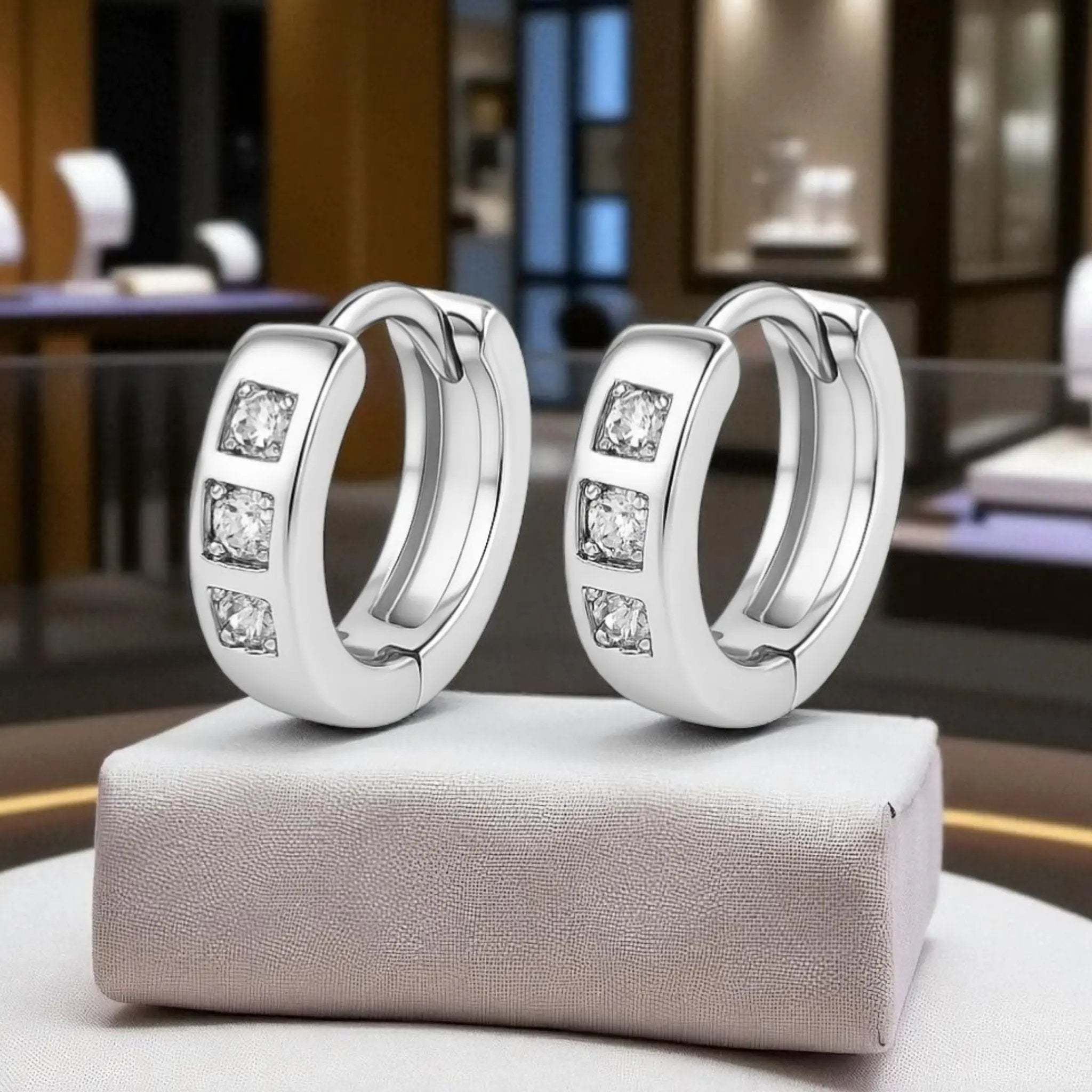 Icy Loop Huggies N3VO