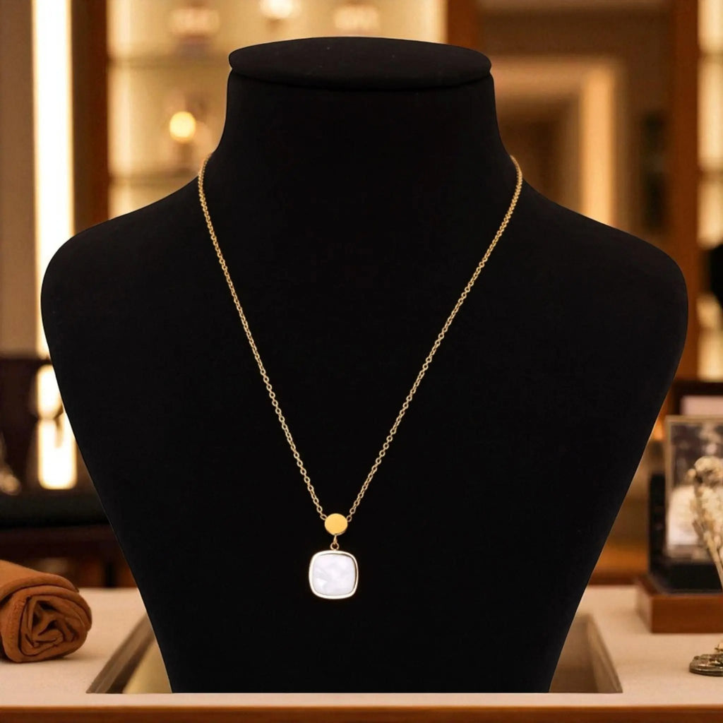 Lumière Pendant Necklace N3VO