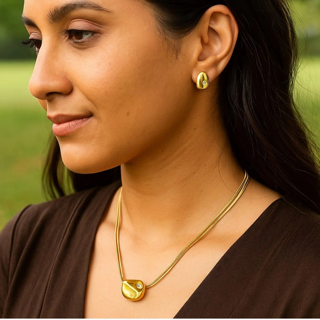 Golden Pebble Necklace N3VO