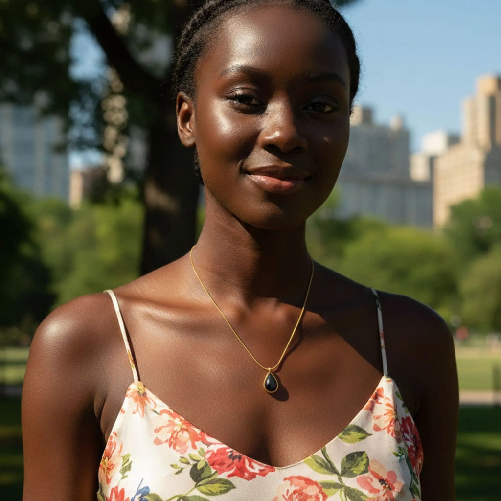 Noir Dewdrop Necklace N3VO