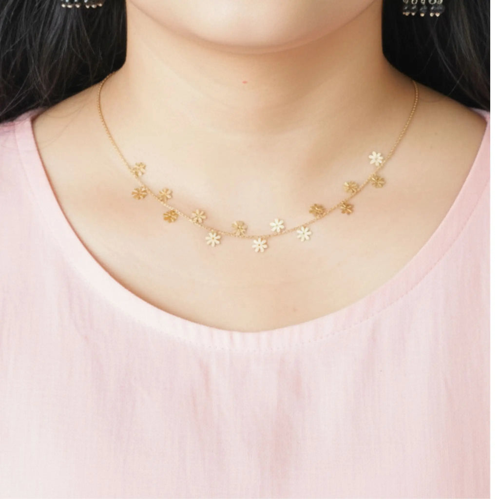 Dainty Floral Necklace N3VO